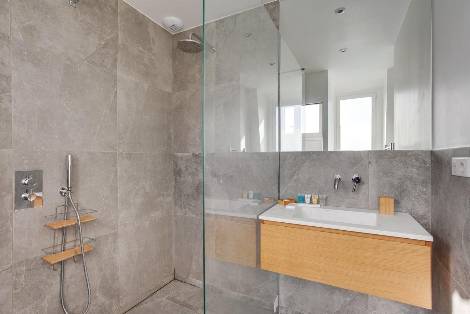 157 Suite Sacha - Superbe Duplex A パリ エクステリア 写真